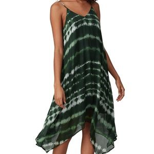 Fifteen Twenty Green Handkerchief Dress size Small.